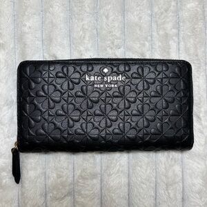 Kate Spade Hollie Spade Clover Geo Embossed Large Continental Wallet in black